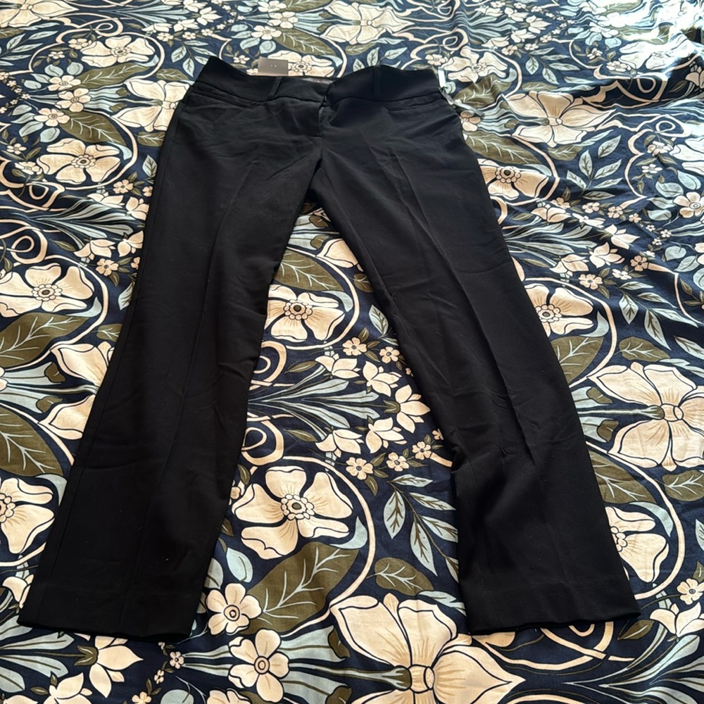 Limited The New Drew Fit straight black dress pants size 4
